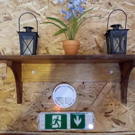 χρύσα και Πανσιόν 3*